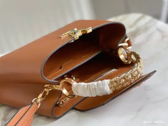 Affordable BB LOUIS VUITTON CAPUCINES 0704